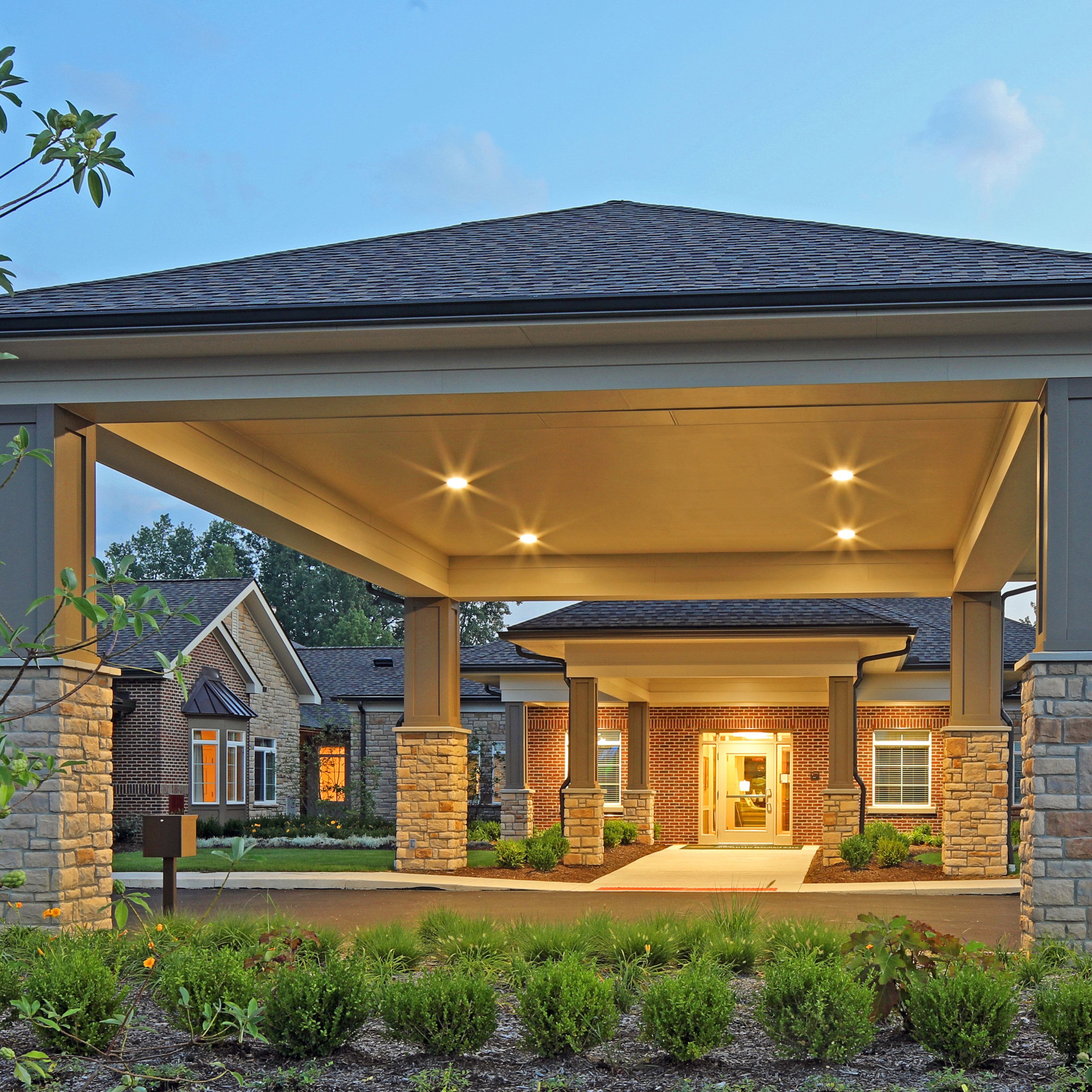 GanzhornAvon Exterior (5)