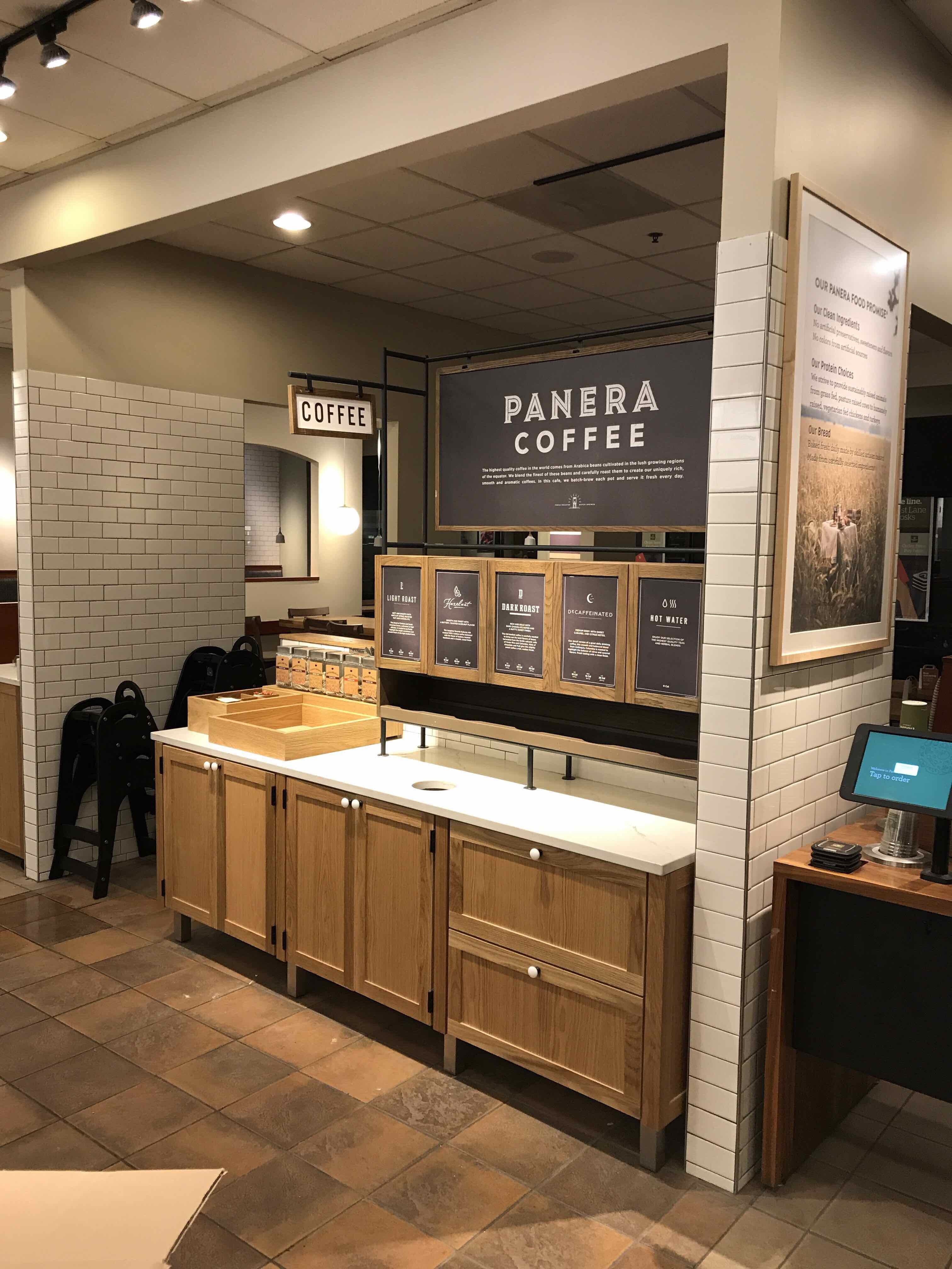 panera dining area 