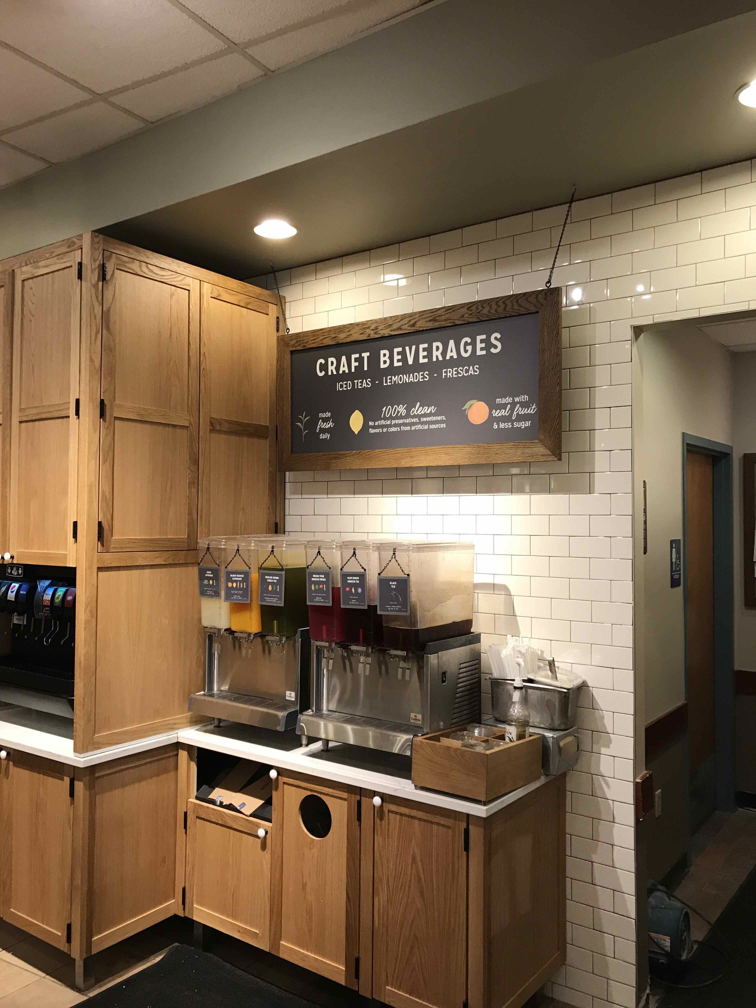 panera dining area 